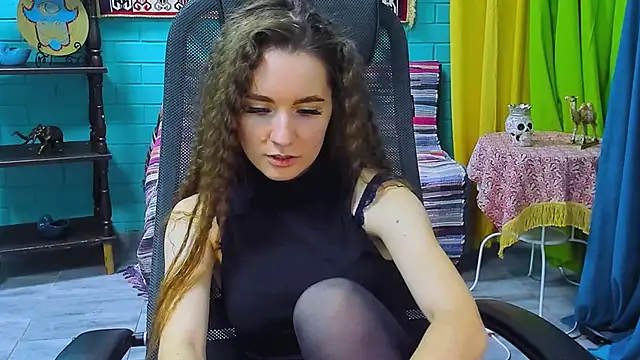 Miss Barbara  online show from January 28, 2025, 3:46 pm