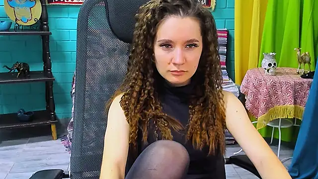Miss Barbara  online show from February 6, 2025, 12:37 pm