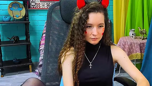 Miss Barbara  online show from February 14, 2025, 3:36 pm