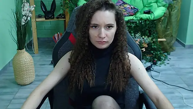Miss Barbara  online show from February 20, 2025, 9:44 am
