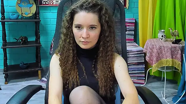 Miss Barbara  online show from February 20, 2025, 4:36 pm