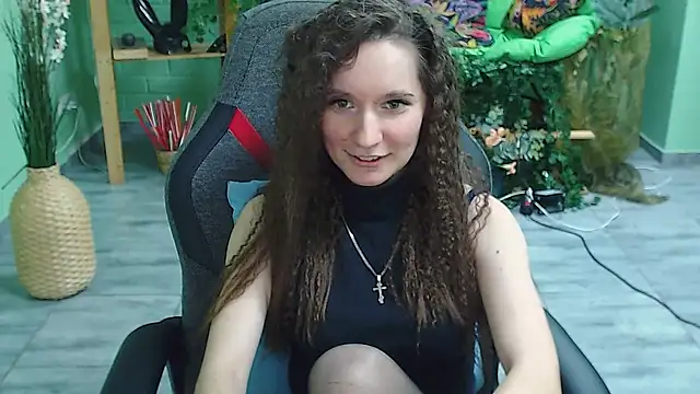 Miss Barbara  online show from February 27, 2025, 2:54 pm