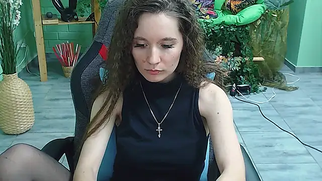 Miss Barbara  online show from February 27, 2025, 9:04 pm