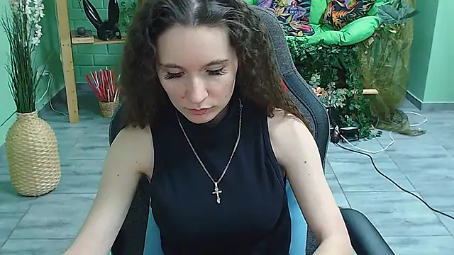 Miss Barbara  online show from February 28, 2025, 12:10 am
