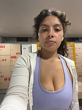 Nathcurly  online show from December 29, 2024, 3:33 am