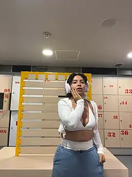 Nathcurly  online show from January 25, 2025, 2:47 am