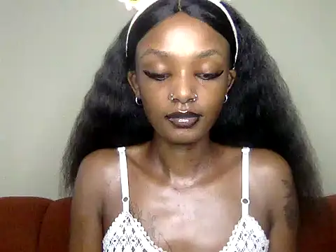 mavelous mia online show from June 25, 2026, 7:57 am