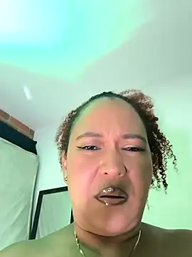 debboraWagner online show from December 30, 2024, 1:03 pm