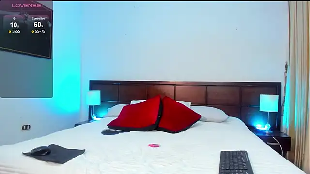 valery camber online show from December 9, 2024, 8:33 pm