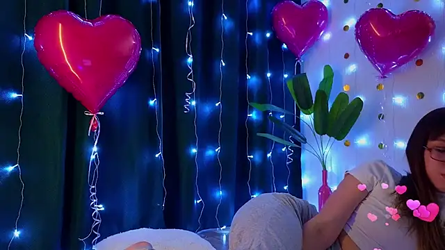 kristina amurova online show from February 9, 2026, 7:51 pm