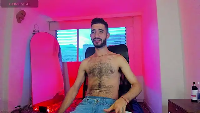 Snapshot of Your__hero1 chatting on September 17, 2025, 11:01 am Your hero1 online show from September 17, 2025, 11:01 am