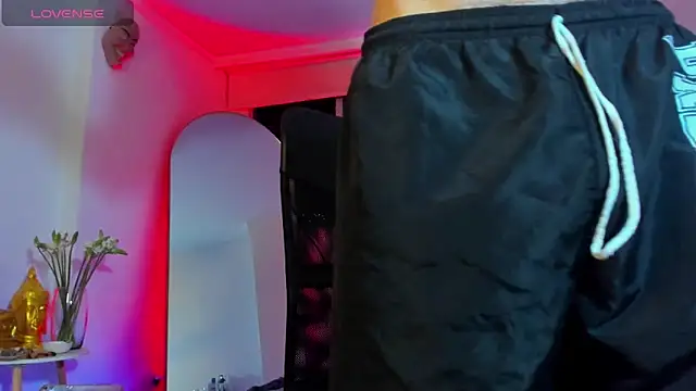 Snapshot of Your__hero1 chatting on October 3, 2025, 11:46 pm Your hero1 online show from October 3, 2025, 11:46 pm