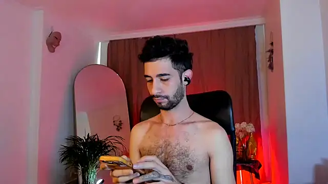 Snapshot of Your__hero1 chatting on October 28, 2025, 2:09 pm Your hero1 online show from October 28, 2025, 2:09 pm