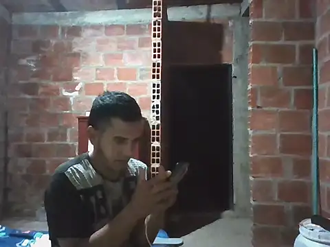 jhonnyhot 69 online show from February 11, 2026, 11:54 pm