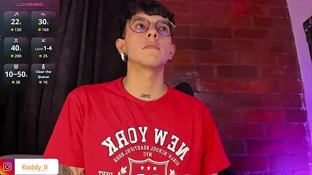 Snapshot of koddy_0 chatting on October 22, 2025, 12:44 am koddy 0 online show from October 22, 2025, 12:44 am