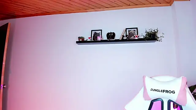 kali ka  online show from September 23, 2025, 6:11 pm