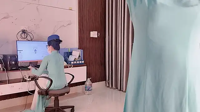 Snapshot of Mono-Stewardesss chatting on October 17, 2025, 3:14 pm Mono-Stewardesss online show from October 17, 2025, 3:14 pm