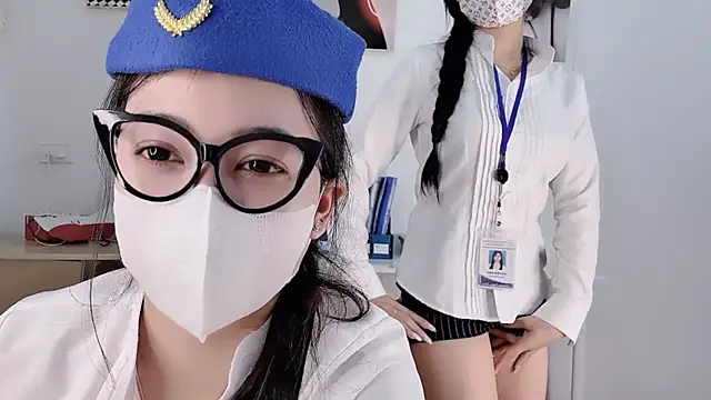 Mono-Stewardesss online show from February 7, 2026, 3:49 pm