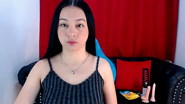 Snapshot of Lila_Pinky chatting on January 5, 2025, 2:30 pm Lila Pinky online show from January 5, 2025, 2:30 pm