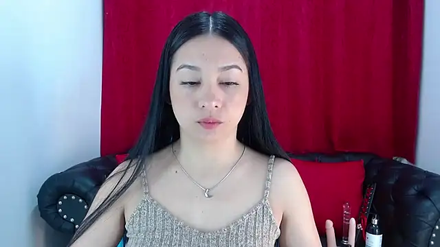 Snapshot of Lila_Pinky chatting on January 16, 2025, 1:36 pm Lila Pinky online show from January 16, 2025, 1:36 pm