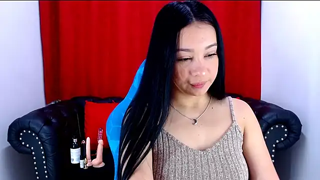 Snapshot of Lila_Pinky chatting on January 21, 2025, 2:05 pm Lila Pinky online show from January 21, 2025, 2:05 pm