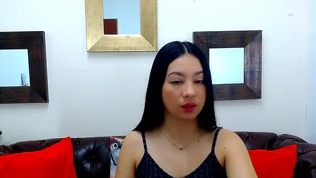 Snapshot of Lila_Pinky chatting on February 18, 2025, 2:06 pm Lila Pinky online show from February 18, 2025, 2:06 pm