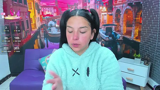 Small naughty  online show from December 4, 2025, 1:42 pm