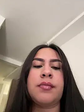 Snapshot of KattyPortman chatting on October 18, 2025, 2:03 am KattyPortman online show from October 18, 2025, 2:03 am