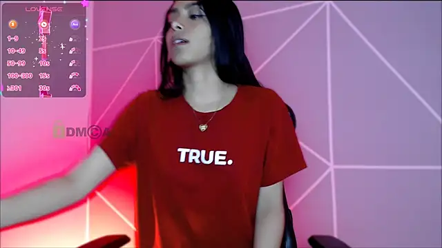 Snapshot of lilylouisee chatting on September 17, 2025, 10:28 am lilylouisee online show from September 17, 2025, 10:28 am