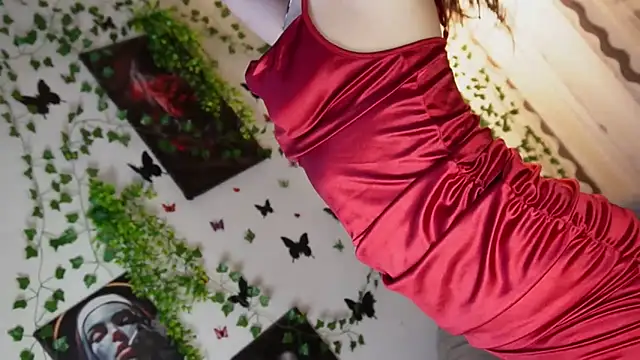 Snapshot of NaughtYHomemadE chatting on January 8, 2025, 7:45 pm NaughtYHomemadE online show from January 8, 2025, 7:45 pm