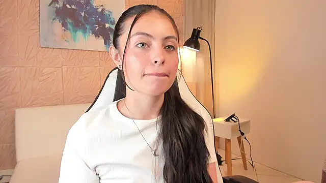 Snapshot of magic_fernanda chatting on January 27, 2025, 9:11 pm magic fernanda online show from January 27, 2025, 9:11 pm