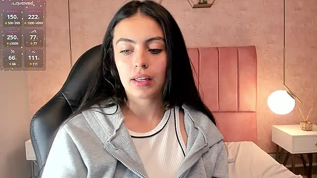 Snapshot of magic_fernanda chatting on March 6, 2025, 11:20 pm magic fernanda online show from March 6, 2025, 11:20 pm