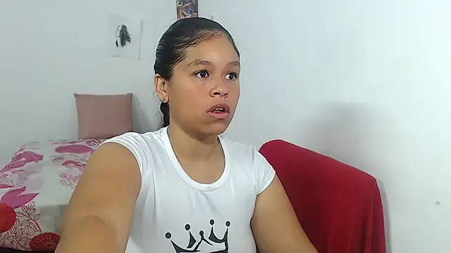 Hazel donna online show from February 14, 2026, 9:39 am