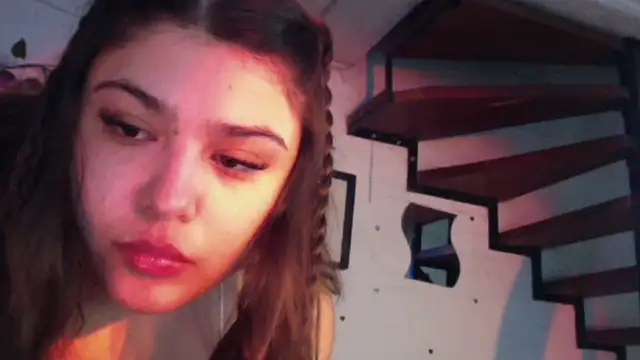 dreamgirl sweet online show from July 19, 2026, 6:17 am