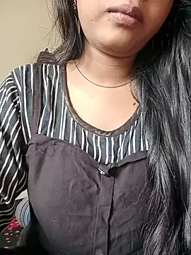 Snapshot of Anusri- chatting on July 6, 2026, 10:12 am Anusri- online show from July 6, 2026, 10:12 am