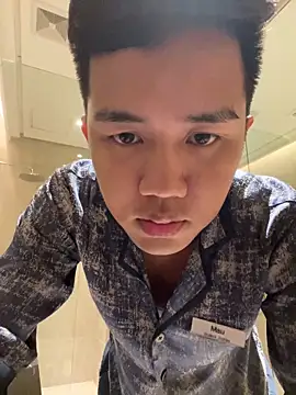 xgregor07 online show from September 19, 2025, 8:27 am