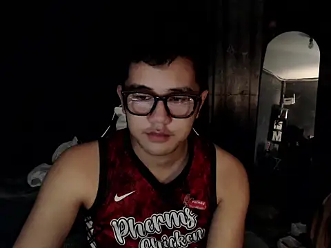 Snapshot of xgregor07 chatting on December 4, 2025, 4:05 pm xgregor07 online show from December 4, 2025, 4:05 pm