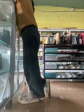 Snapshot of Rosa_998 chatting on December 19, 2024, 1:18 am Rosa 998 online show from December 19, 2024, 1:18 am