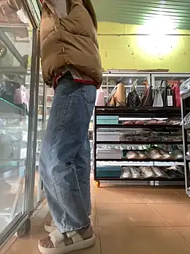 Snapshot of Rosa_998 chatting on December 25, 2024, 3:18 am Rosa 998 online show from December 25, 2024, 3:18 am