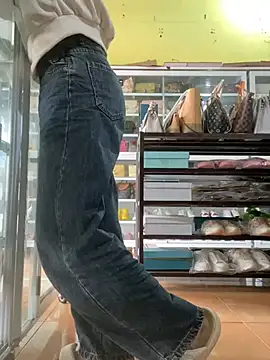 Snapshot of Rosa_998 chatting on December 28, 2024, 7:55 am Rosa 998 online show from December 28, 2024, 7:55 am