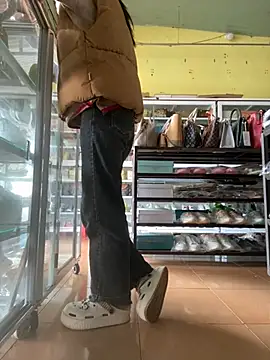 Snapshot of Rosa_998 chatting on December 31, 2024, 1:26 am Rosa 998 online show from December 31, 2024, 1:26 am