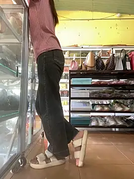 Snapshot of Rosa_998 chatting on January 9, 2025, 8:45 am Rosa 998 online show from January 9, 2025, 8:45 am