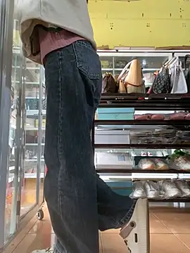 Snapshot of Rosa_998 chatting on January 16, 2025, 7:49 am Rosa 998 online show from January 16, 2025, 7:49 am