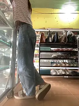 Snapshot of Rosa_998 chatting on January 23, 2025, 9:08 am Rosa 998 online show from January 23, 2025, 9:08 am