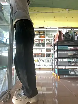 Snapshot of Rosa_998 chatting on February 14, 2025, 1:34 am Rosa 998 online show from February 14, 2025, 1:34 am