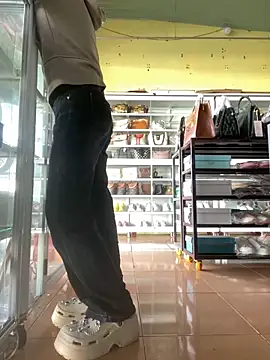 Snapshot of Rosa_998 chatting on February 15, 2025, 1:10 am Rosa 998 online show from February 15, 2025, 1:10 am