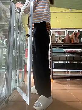 Snapshot of Rosa_998 chatting on March 16, 2025, 1:49 am Rosa 998 online show from March 16, 2025, 1:49 am