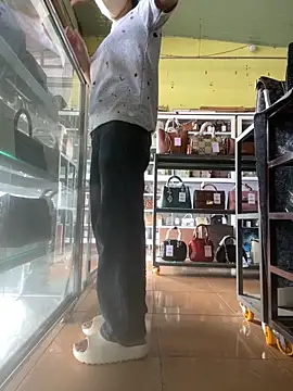 Snapshot of Rosa_998 chatting on September 20, 2025, 1:50 am Rosa 998 online show from September 20, 2025, 1:50 am