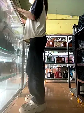 Snapshot of Rosa_998 chatting on September 26, 2025, 12:58 am Rosa 998 online show from September 26, 2025, 12:58 am