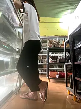 Rosa 998 online show from November 17, 2025, 1:44 am